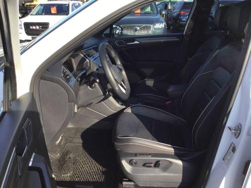 2022 Volkswagen Tiguan 2.0T SEL R-Line 4MOTION