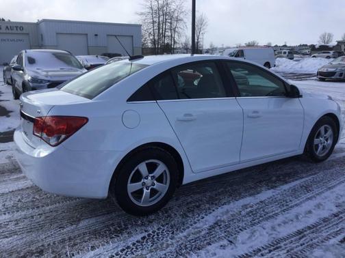 2015 Chevrolet Cruze 1LT