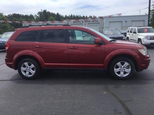Inferno Red Crystal Pearlcoat 2010 Dodge Journey SXT