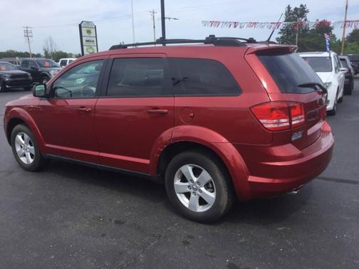 Inferno Red Crystal Pearlcoat 2010 Dodge Journey SXT