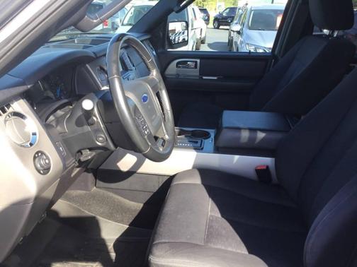 2017 Ford Expedition EL XLT