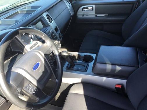 2017 Ford Expedition EL XLT