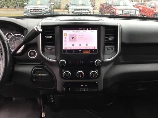 2022 RAM 2500 Big Horn Crew Cab 4x4 6'4' Box