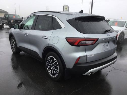 2023 Ford Escape PHEV SE