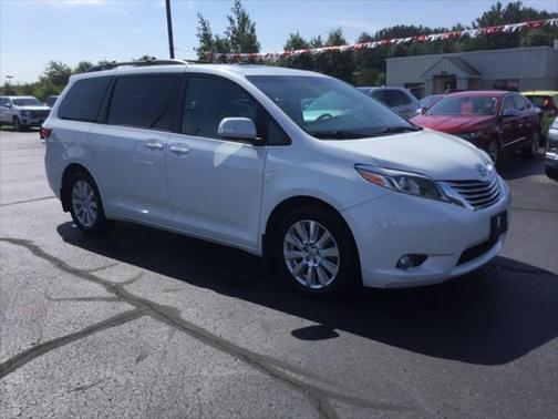 2017 Toyota Sienna XLE Premium