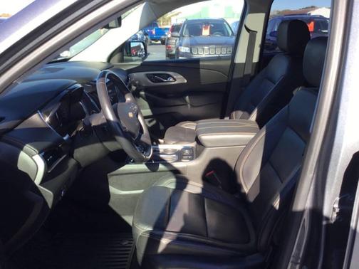 2020 Chevrolet Traverse LT Leather