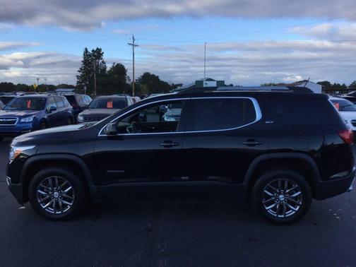 2017 GMC Acadia SLT-1