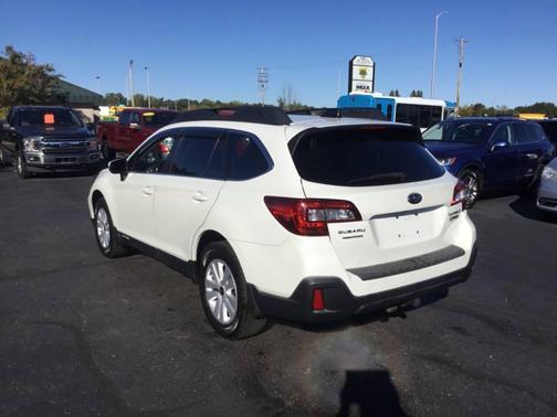 2019 Subaru Outback 2.5i Premium