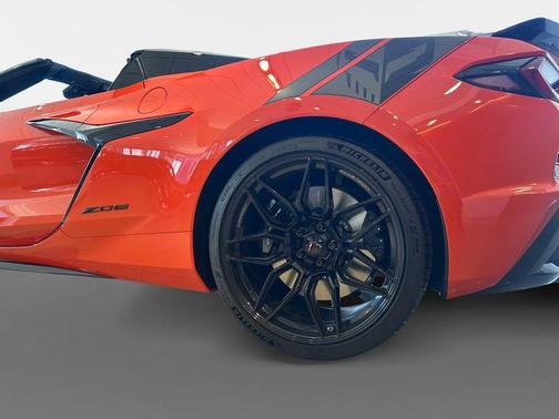 Sebring Orange Tintcoat 2026 Chevrolet Corvette Z06