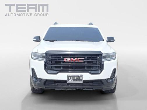 Summit White 2023 GMC Acadia SLE