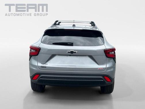 Sterling Gray Metallic 2026 Chevrolet Trax 2RS