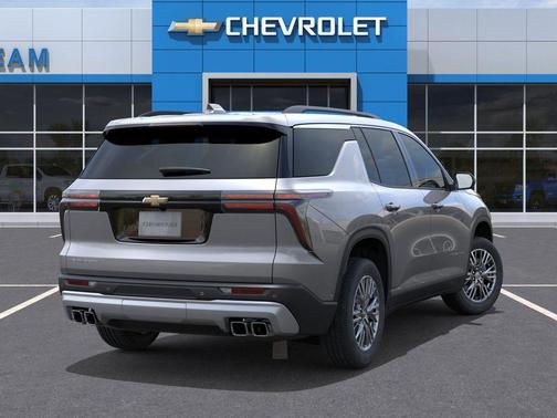Sterling Gray Metallic 2026 Chevrolet Traverse LT