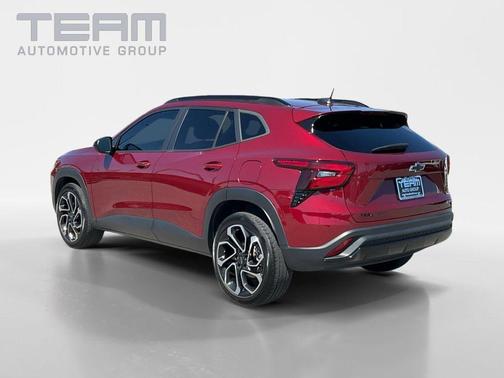 Crimson Metallic 2024 Chevrolet Trax 2RS