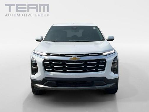 Summit White 2026 Chevrolet Equinox LT