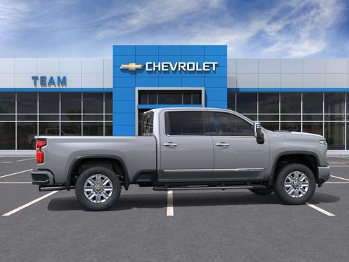 Sterling Gray Metallic 2026 Chevrolet Silverado 2500 High Country