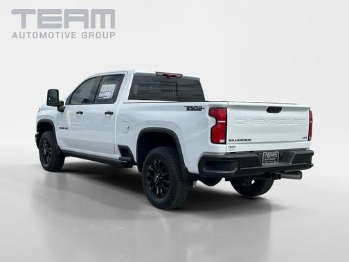 Summit White 2026 Chevrolet Silverado 2500 LTZ