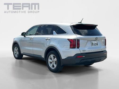Sparkling Silver 2021 Kia Sorento LX