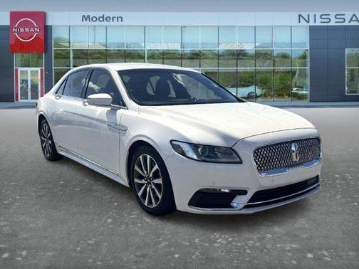 2018 Lincoln Continental Premiere