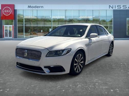 2018 Lincoln Continental Premiere