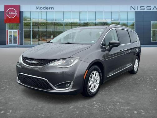 2020 Chrysler Pacifica Touring-L