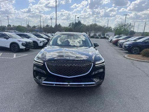 2024 Genesis GV70 2.5T