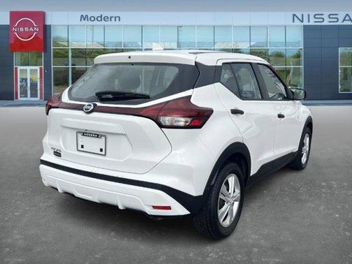 2021 Nissan Kicks S