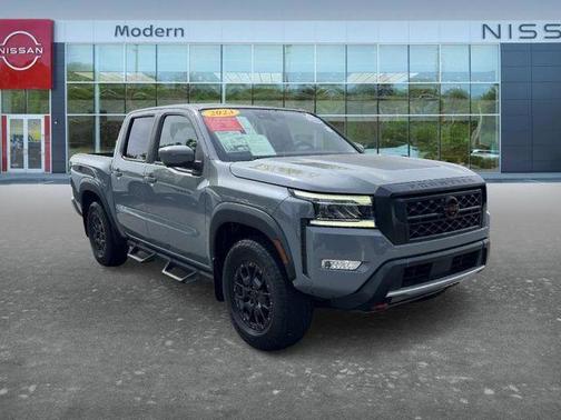 Boulder Gray Pearl 2023 Nissan Frontier PRO-4X