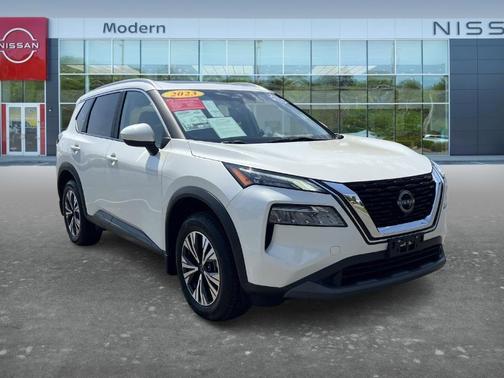 White 2023 Nissan Rogue SV