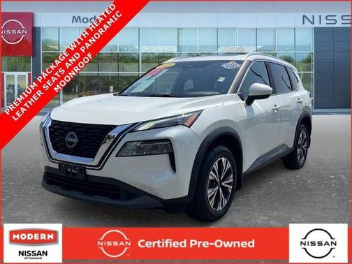 White 2023 Nissan Rogue SV
