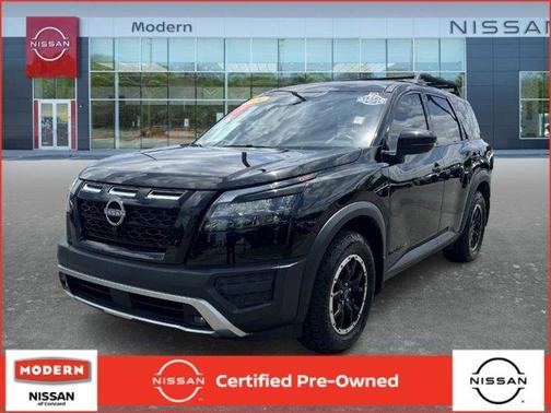 Black 2024 Nissan Pathfinder Rock Creek