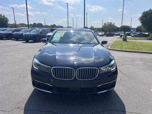 2016 BMW 740 i