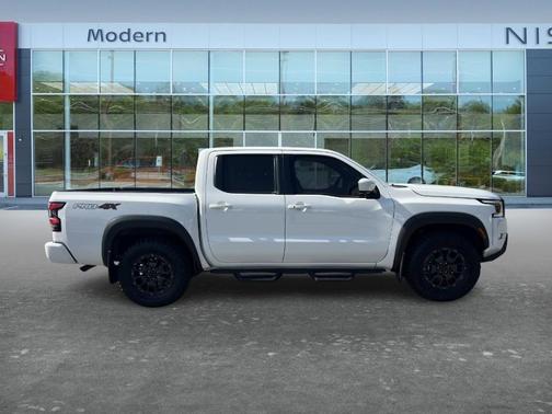 Glacier White 2023 Nissan Frontier PRO-4X