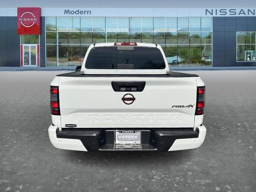 Glacier White 2023 Nissan Frontier PRO-4X