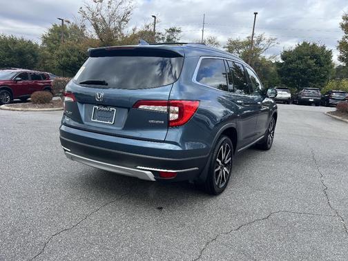 2019 Honda Pilot Touring 7-Passenger