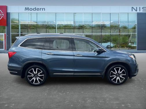 2019 Honda Pilot Touring 7-Passenger