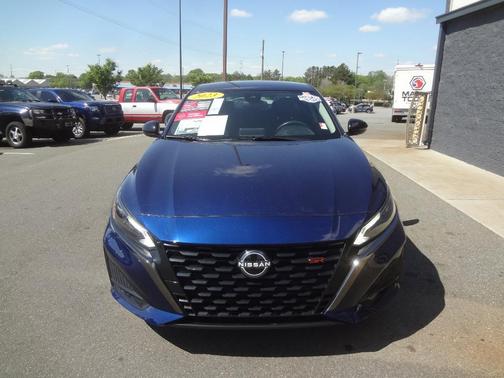 2023 Nissan Altima 2.5 SR