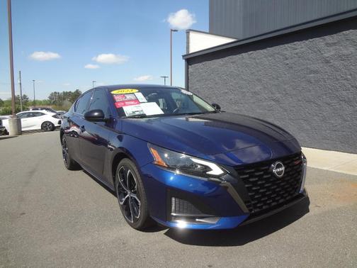 2023 Nissan Altima 2.5 SR