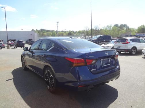 2023 Nissan Altima 2.5 SR