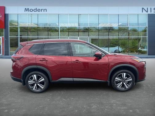 2025 Nissan Rogue SL