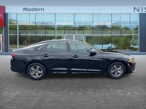 Black 2023 Kia K5 LXS