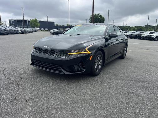 Black 2023 Kia K5 LXS