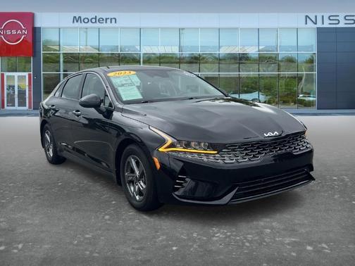 Black 2023 Kia K5 LXS