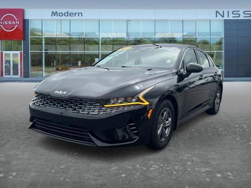 Black 2023 Kia K5 LXS