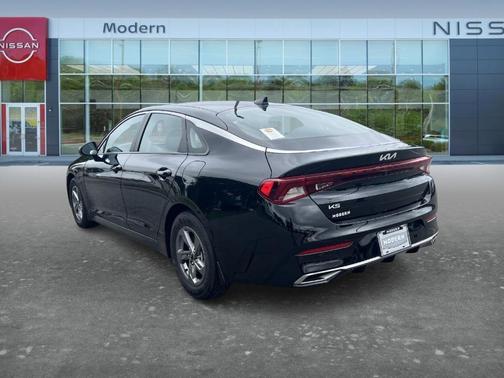 Black 2023 Kia K5 LXS