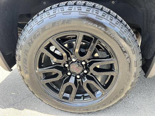Gray 2025 GMC Sierra 1500 Elevation