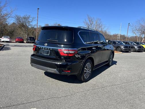 2024 Nissan Armada SL