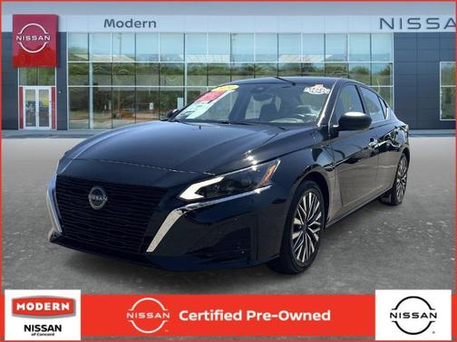 Black 2024 Nissan Altima 2.5 SV