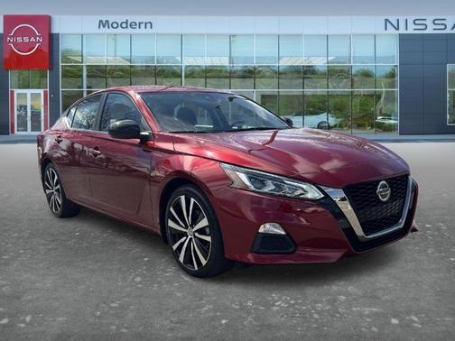 2022 Nissan Altima 2.5 SR