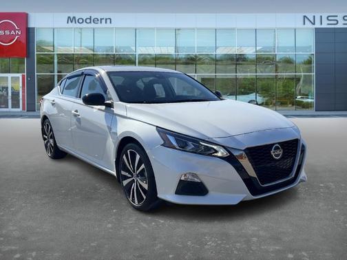 2021 Nissan Altima 2.5 SR