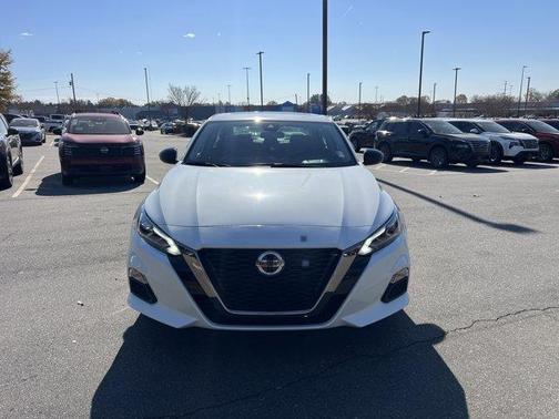 2021 Nissan Altima 2.5 SR